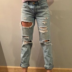 American Eagle Tomgirl Jeans